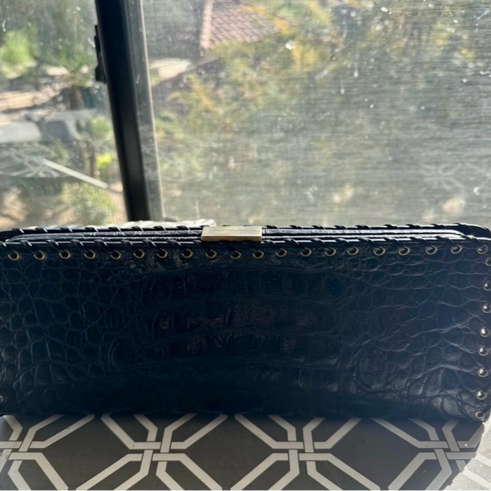 Elegant Black Crocodile-Embossed Clutch
